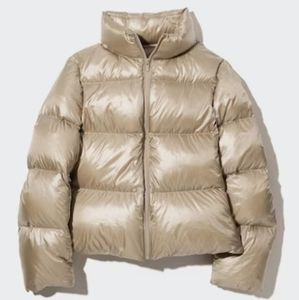 Uniqlo ultra light down shiny puffer jacket